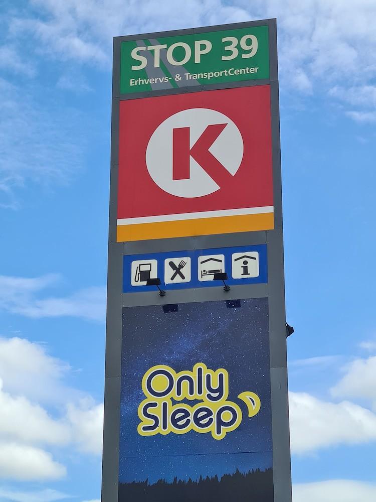 OnlySleep Trafikcenter Hotel Slagelse Buitenkant foto
